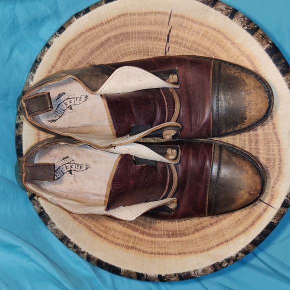 Freebird Mabel Distressed Brown Oxfords W8 - Picture 3 of 6